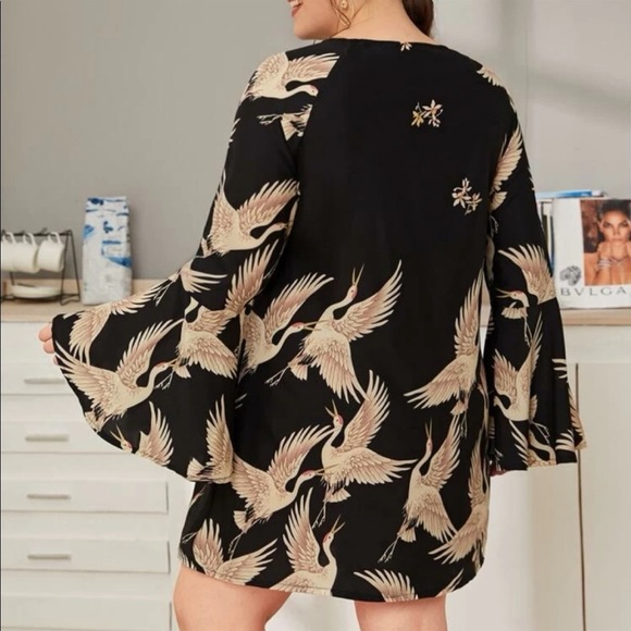 Boho Plus Size Bird Tropical Crane Print Flounce Sleeve Dress BLACK - Picture 2 of 5